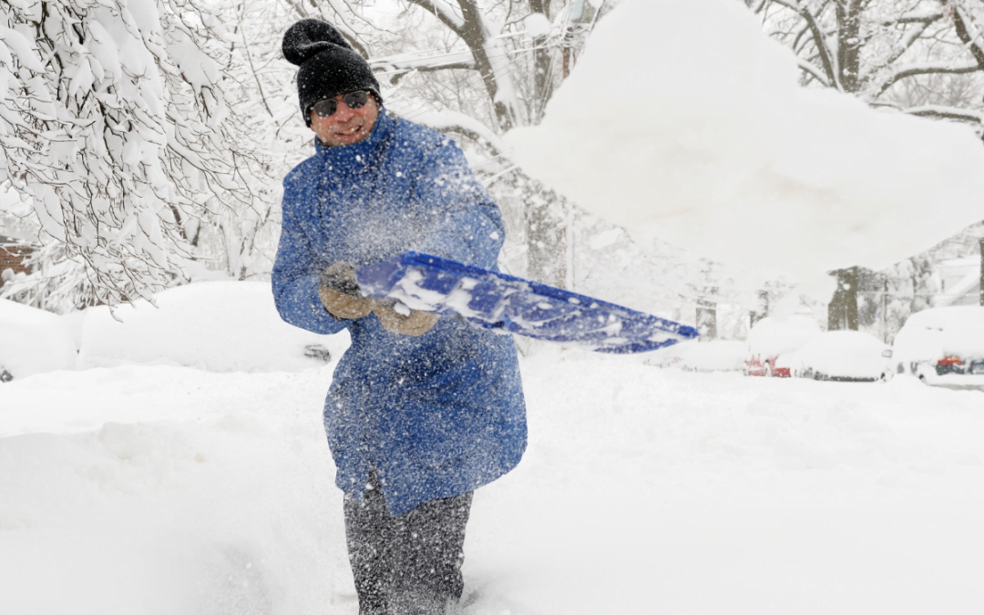 How to Snow Shovel Safely